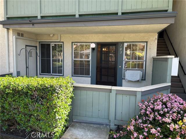 18232 Parkview Lane #103, Huntington Beach, CA 92648