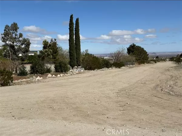 Pinon Hills, CA 92372,0 Mono Road