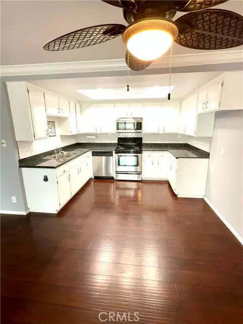 San Pedro (los Angeles), CA 90731,1311 S Grand Avenue #12