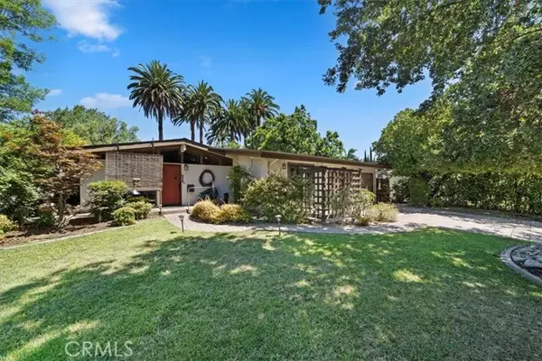 Glendora, CA 91741,901 E Walnut Avenue