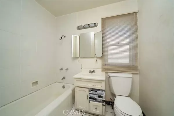 Long Beach, CA 90807,4155 Rose Avenue