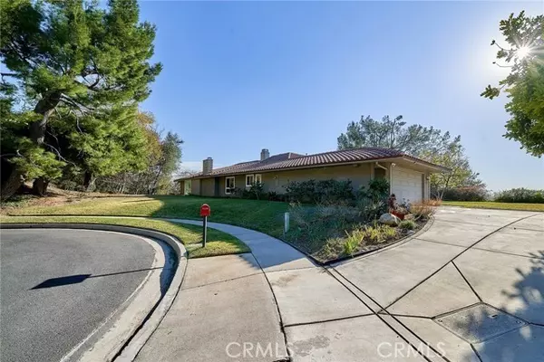 La Canada Flintridge, CA 91011,5354 Stardust Road