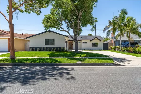 2514 S Rita Way, Santa Ana, CA 92704