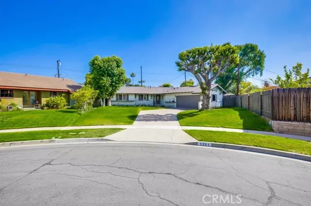 1301 Cameo Drive, Tustin, CA 92780
