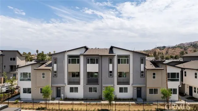 Colton, CA 92324,1142 Santo Antonio Drive