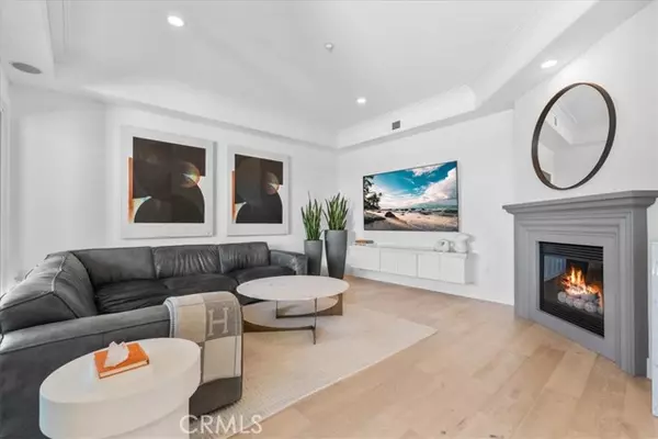Costa Mesa, CA 92627,401 Bernard Street #406