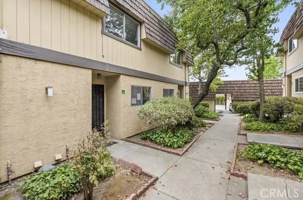Oakland, CA 94605,10401 Shaw Street #402