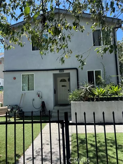 Los Angeles, CA 90011,972 E 42nd Place