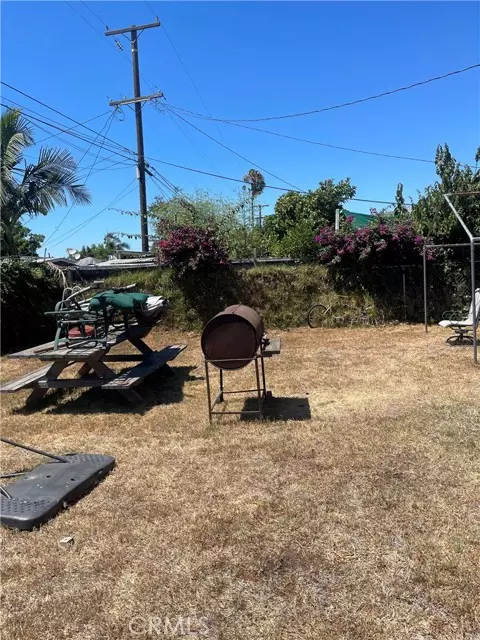 Compton, CA 90220,14605 S Bahama Avenue