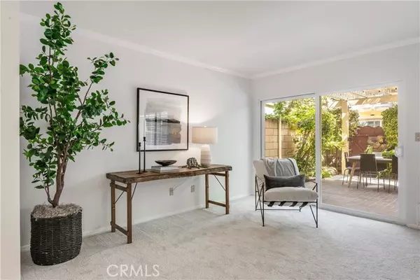 Long Beach, CA 90803,214 Angelo