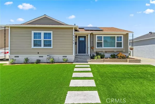 Lakewood, CA 90712,4749 Oliva Avenue