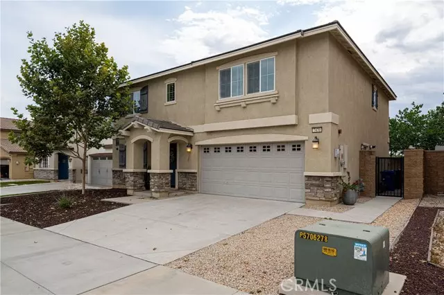 Fontana, CA 92336,7470 Sleepy Creek Avenue