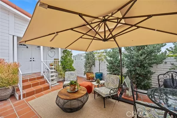 Laguna Hills, CA 92653,23301 Ridge Route Drive #246