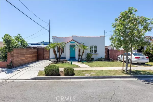 2625 Myrtle Ave, Signal Hill, CA 90755