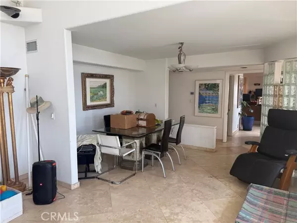 Signal Hill, CA 90755,1994 Stanley Avenue