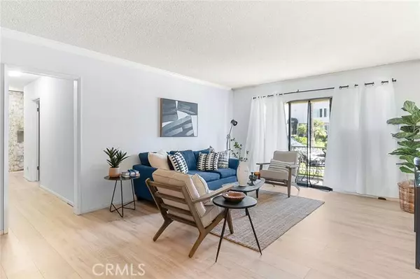 Long Beach, CA 90803,3101 E 2nd Street #2A
