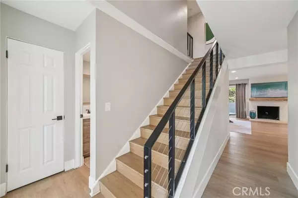 Newport Beach, CA 92660,835 Amigos Way #8