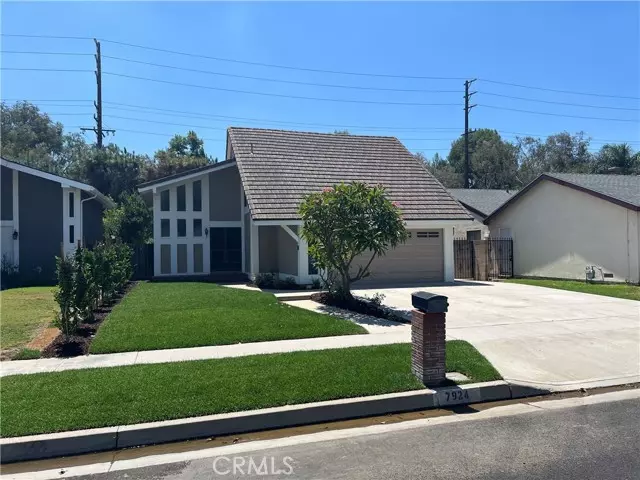 7924 E Woodsboro Avenue, Anaheim, CA 92807