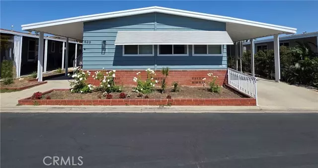 La Habra, CA 90631,620 Lake Ridge Way #45
