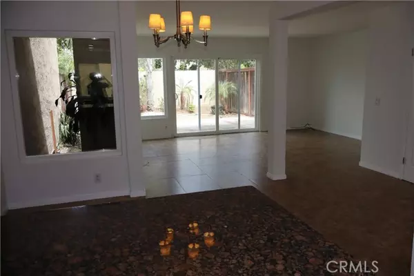 Huntington Beach, CA 92646,18507 Pueblo Circle
