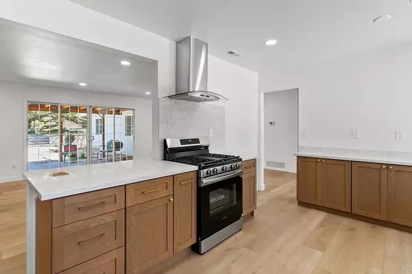 Claremont, CA 91711,631 Gayville Drive