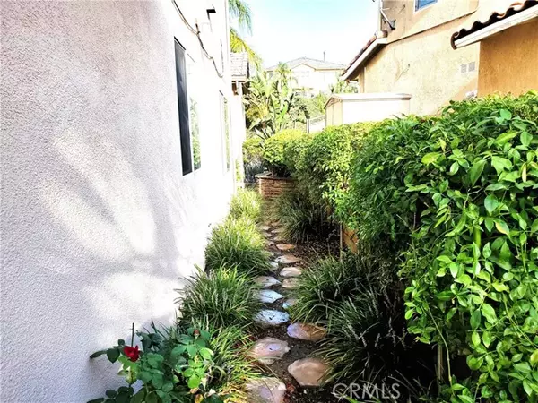 Castaic, CA 91384,30160 Holmby Court