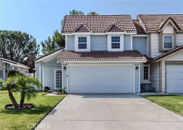 8437 E Amberwood Street, Anaheim, CA 92808