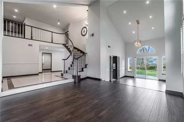 Glendale, CA 91206,3537 Foxglove Road