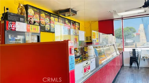 Los Angeles, CA 90027,5070 W Sunset Boulevard