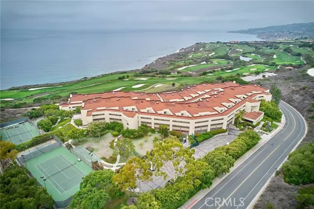 Rancho Palos Verdes, CA 90275,3200 La Rotonda Drive #204