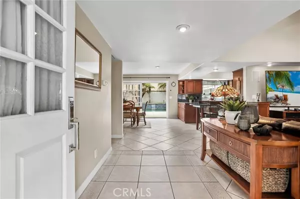 Rossmoor Socal, CA 90720,12852 Foster Road