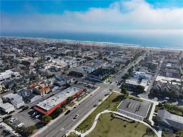 Huntington Beach, CA 92648,320 17th Street