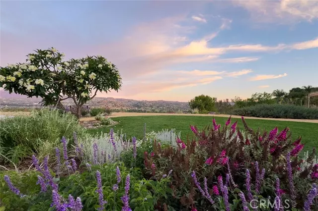 Yorba Linda, CA 92887,5795 Via Perla