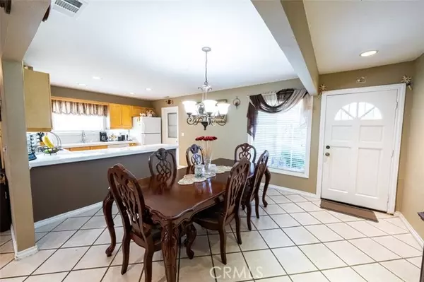 Lake Forest (el Toro), CA 92630,24532 Corta Cresta Drive