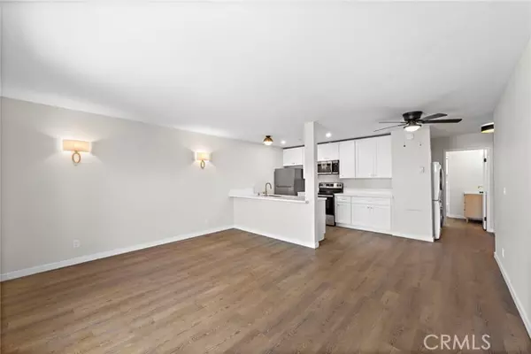 San Diego, CA 92111,6679 Linda Vista Road #30