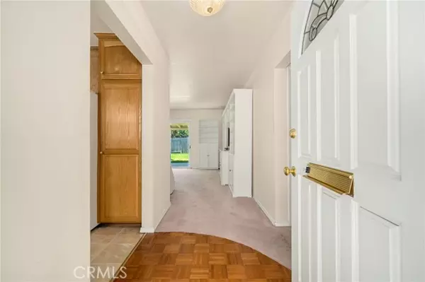 Long Beach, CA 90815,2353 Stanbridge Avenue