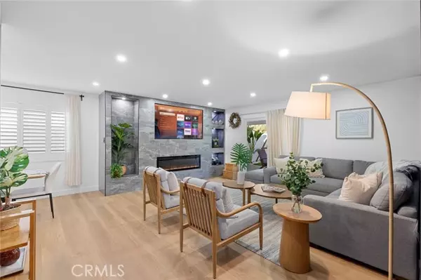 16782 Heritage Lane, Huntington Beach, CA 92647