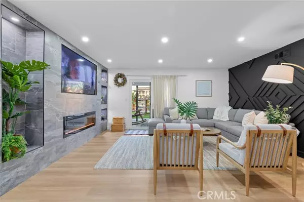 Huntington Beach, CA 92647,16782 Heritage Lane