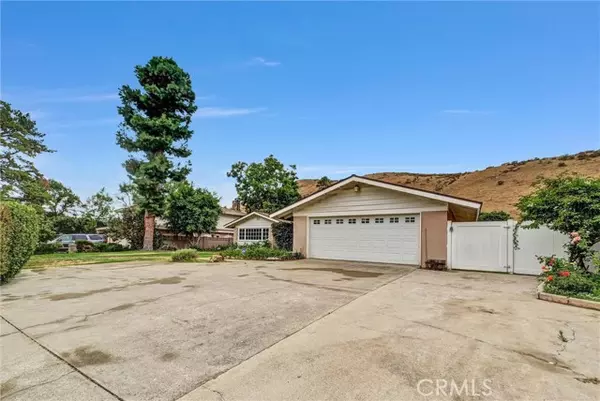 Brea, CA 92823,125 Lilac Lane
