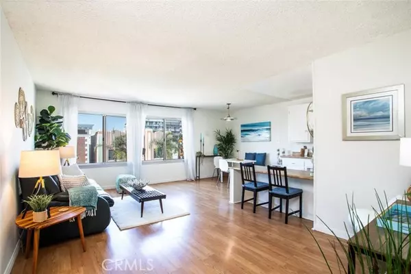 Long Beach, CA 90802,250 Linden Avenue #25