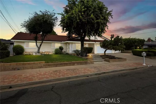 Yorba Linda, CA 92886,18431 Rio De Plata Drive