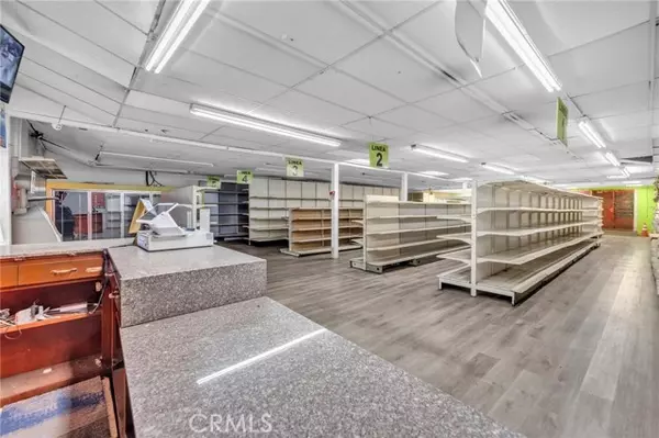 Los Angeles, CA 90022,5941 Whittier Boulevard