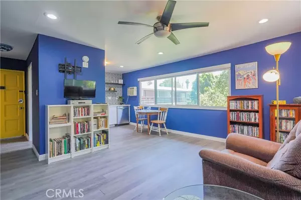 Redlands, CA 92373,163 N Center Street