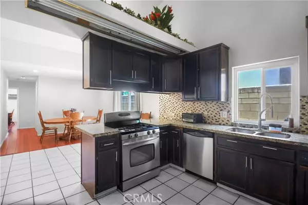 Sylmar (los Angeles), CA 91342,11529 Hunnewell Avenue