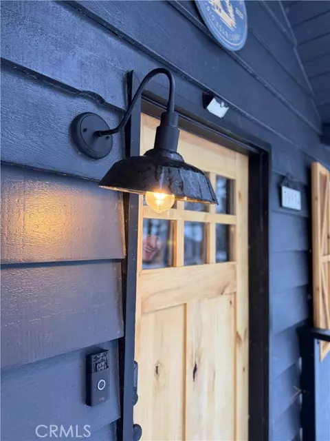 Big Bear Lake, CA 92315,39934 Forest Road