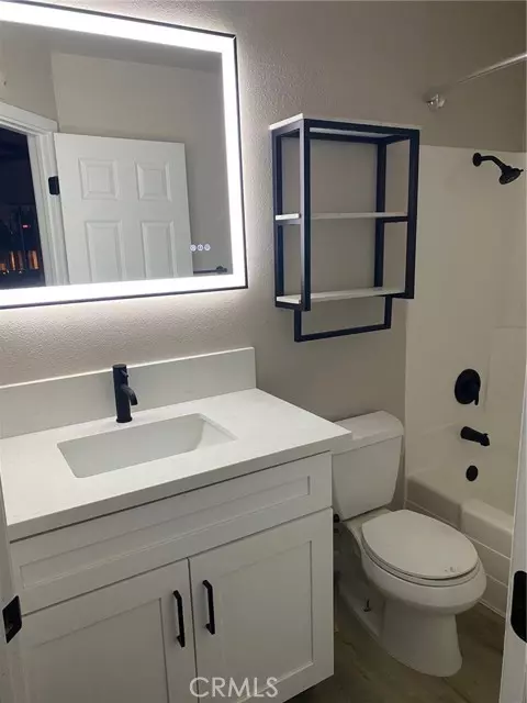 La Mesa, CA 91942,7730 Saranac Place #16