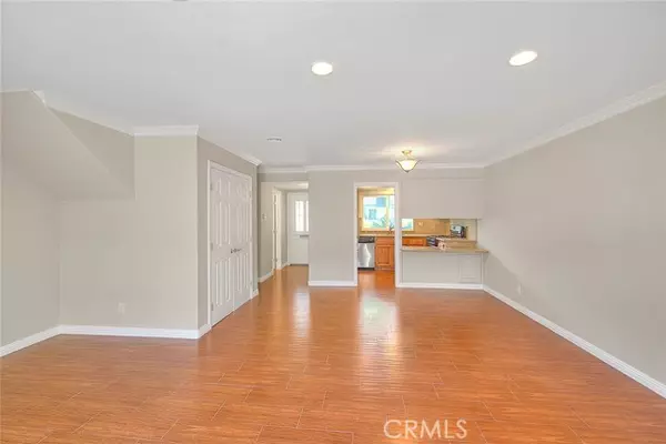 Huntington Beach, CA 92646,20380 Flora Lane