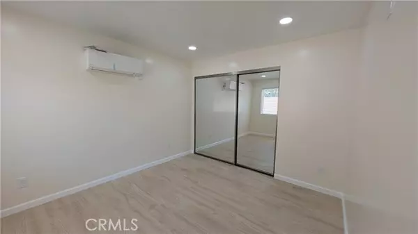 Downey, CA 90242,7923 Leeds Street #B