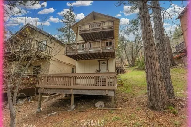 Running Springs, CA 92382,2368 PINE DR