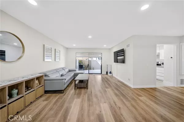 La Mirada, CA 90638,15920 Alta Vista Drive #2C